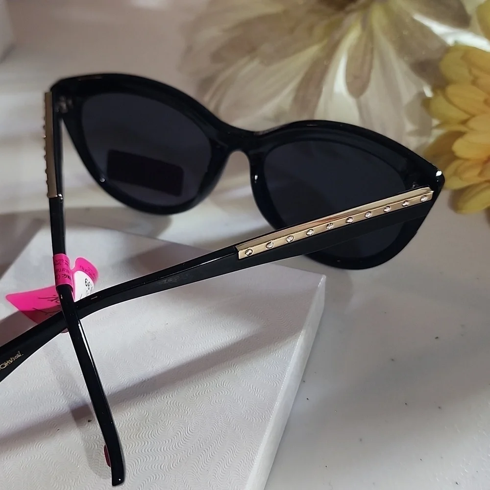 NWT BETSEY JOHNSON SUNGLASSES - Picture 5 of 6